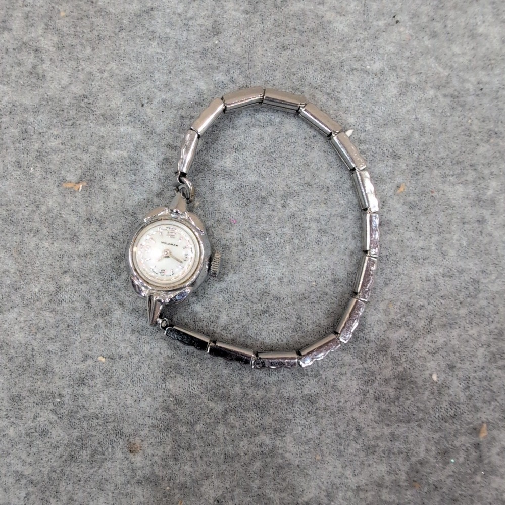 Vintage Woldman Ladies Cocktail Watch Swiss Made Silver Tone Untested - Picture 2 of 4